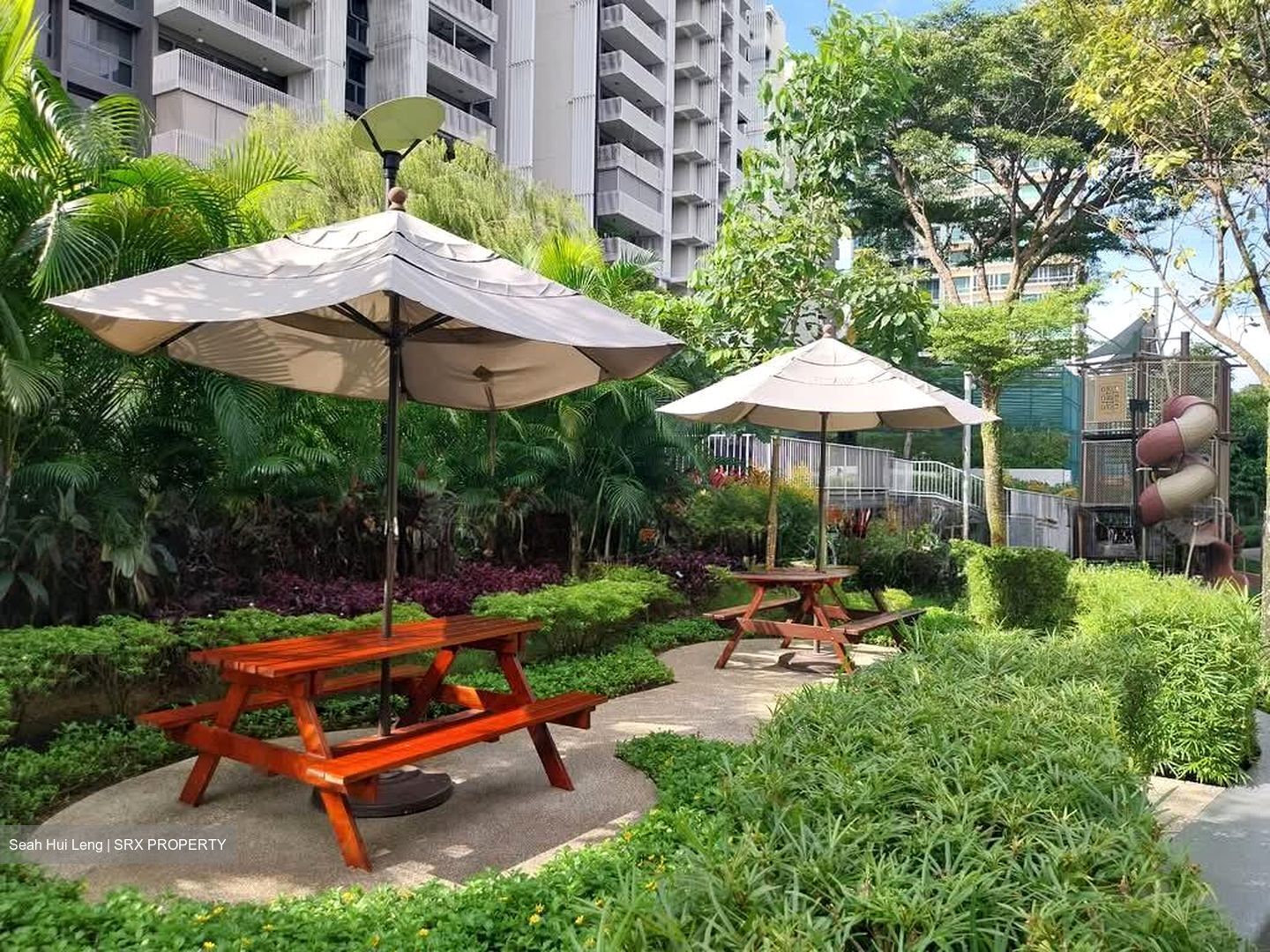 The Lakefront Residences (D22), Condominium #558436661
